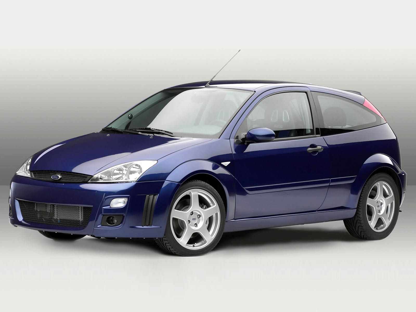 Ford_Focus_RS8.jpg